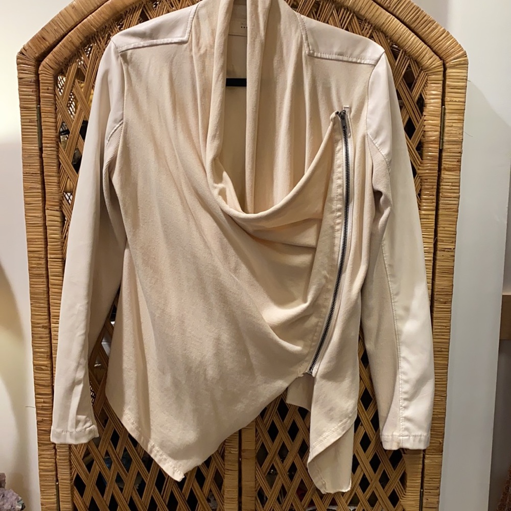 Cute Jacket - image 2